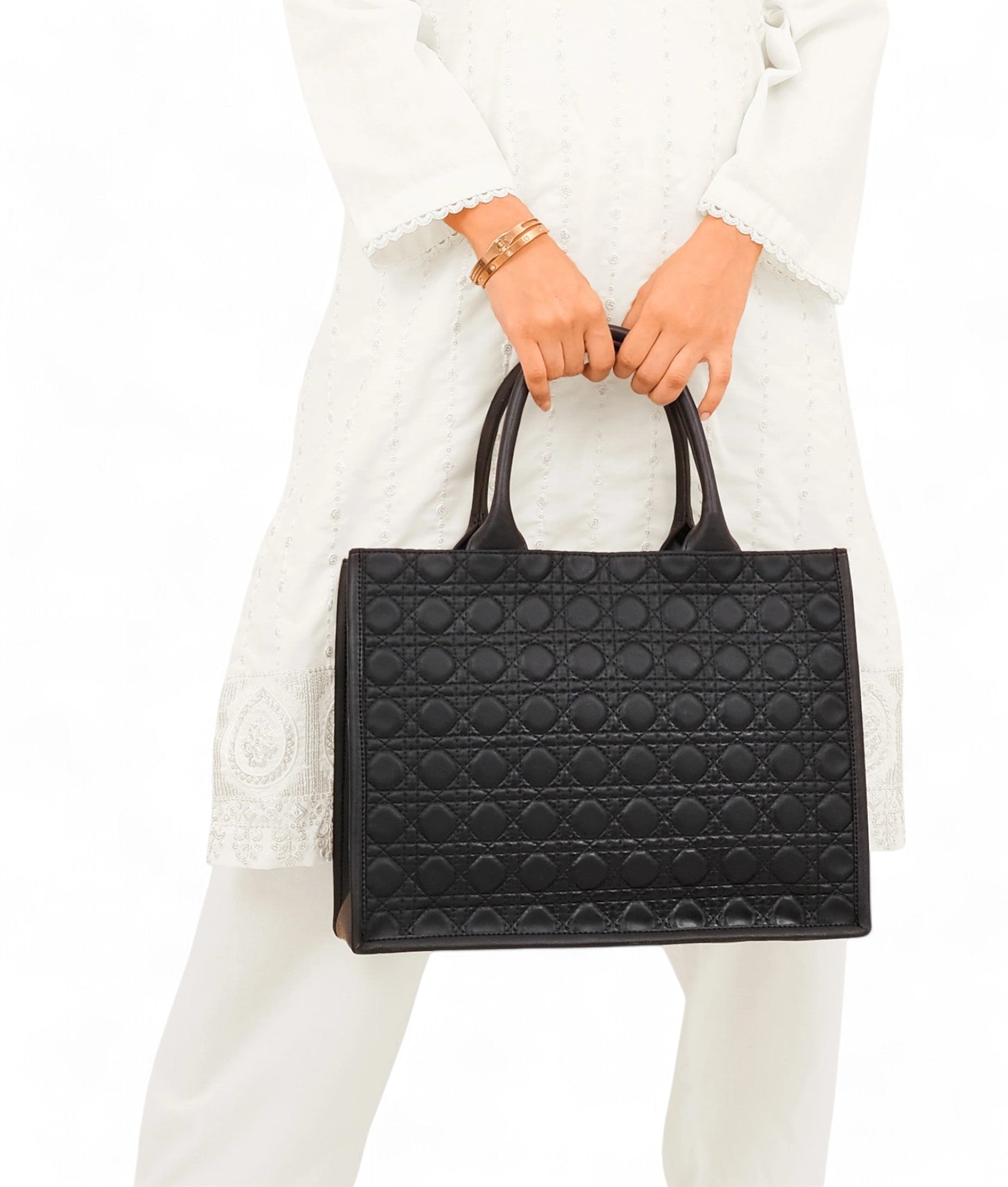 Black cube tote bag V-107