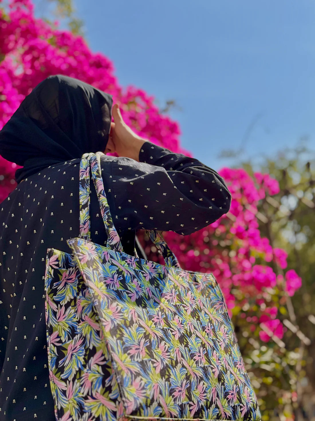 Chic Carry Print Bag V-302