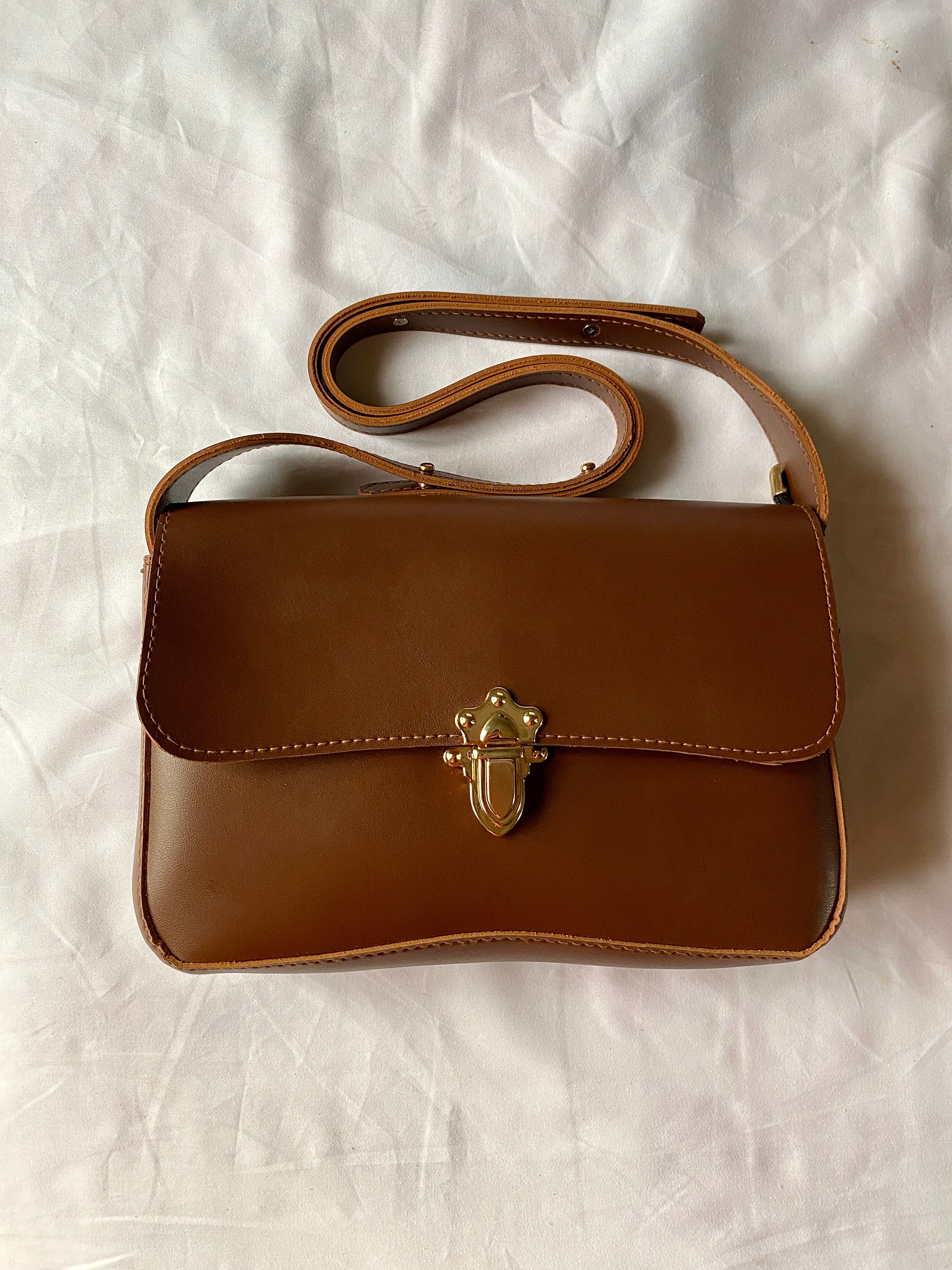 Brown Dazzle Shoulder Bags V-0305